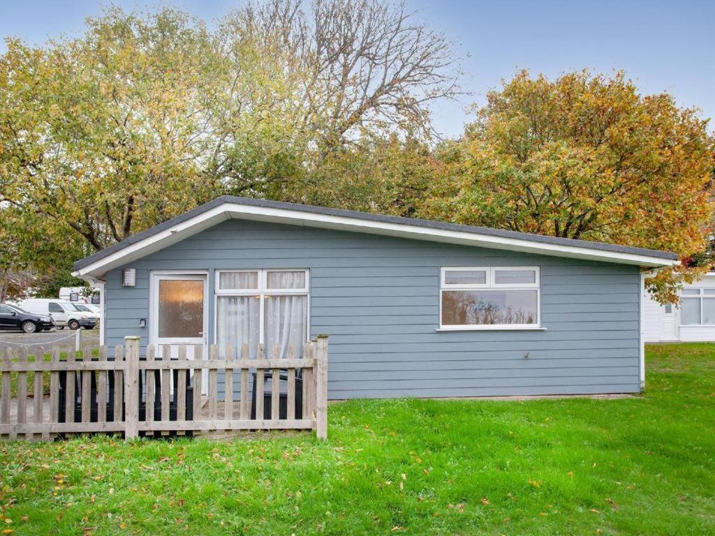 Sunnydaze-Detached Chalet With 2 Bedrooms And 2 Bathrooms And Private Parking Outside Door Dartmouth Kültér fotó
